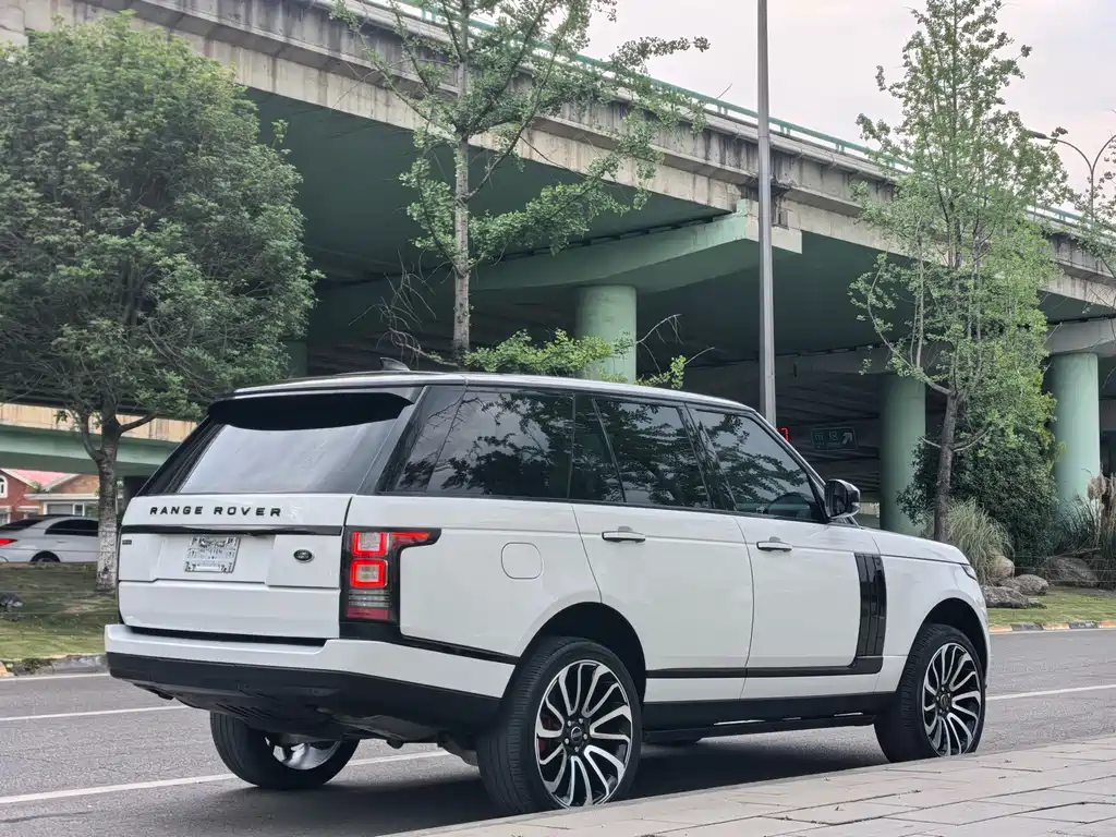 Land Rover Range Rover 2019 — фото 15