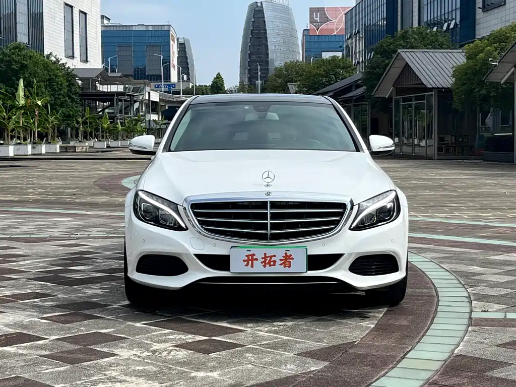 Mercedes-Benz C-Class 2018 — фото 2
