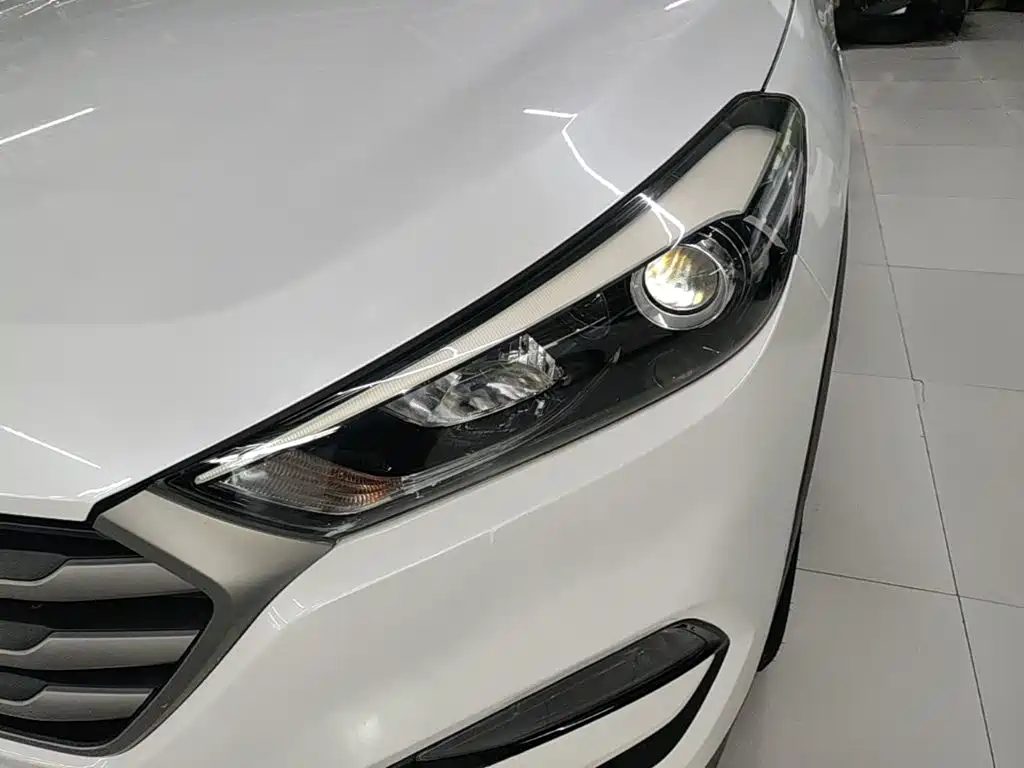 Hyundai Tucson 2018 — фото 24