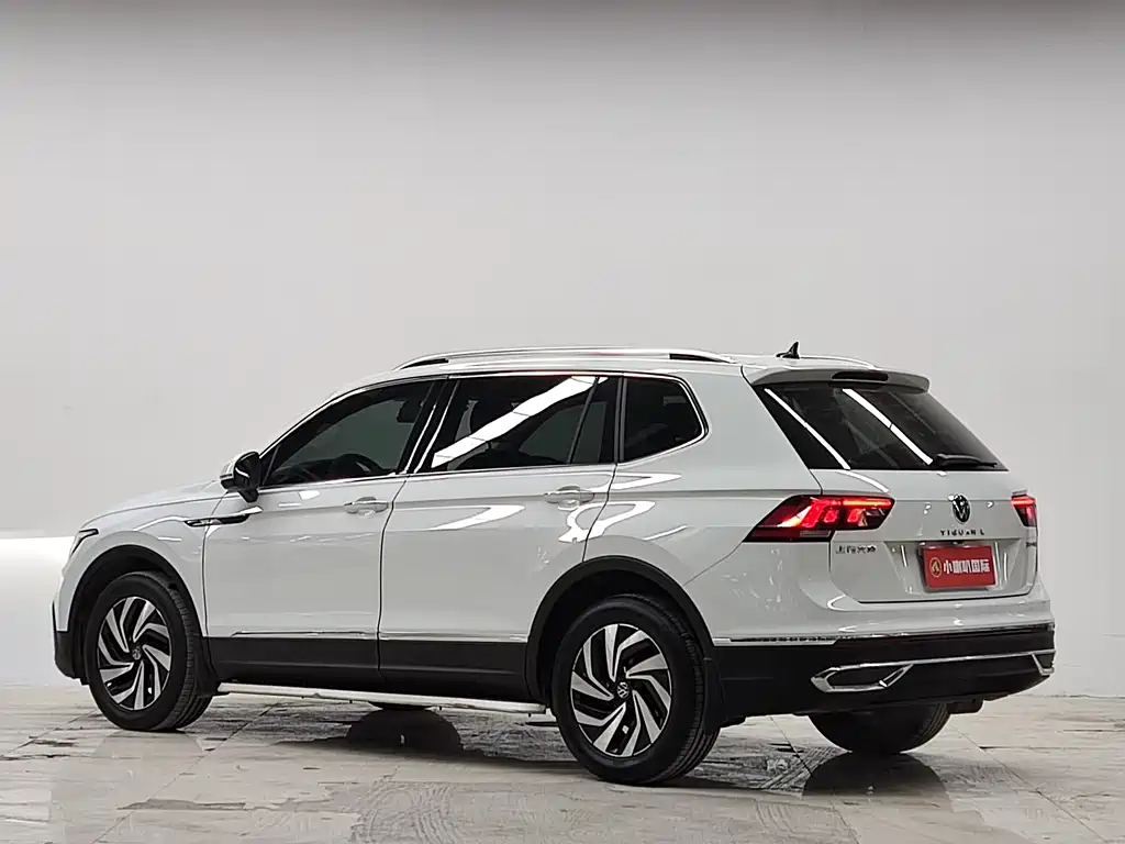 Volkswagen Tiguan L 2022 — фото 16