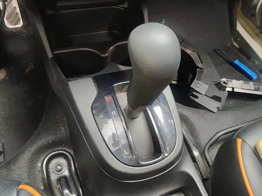 Honda Fit 2015 — фото 14
