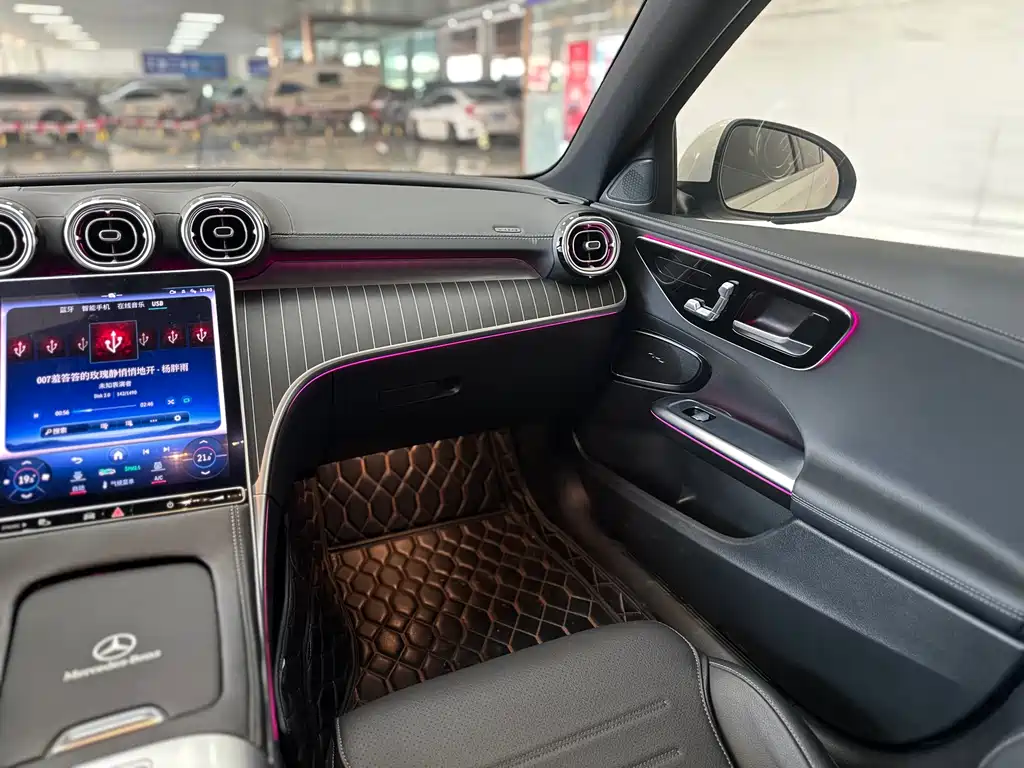 Mercedes-Benz C-Class 2022 — фото 15