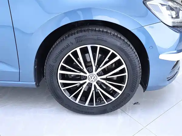 Volkswagen Touran 2016