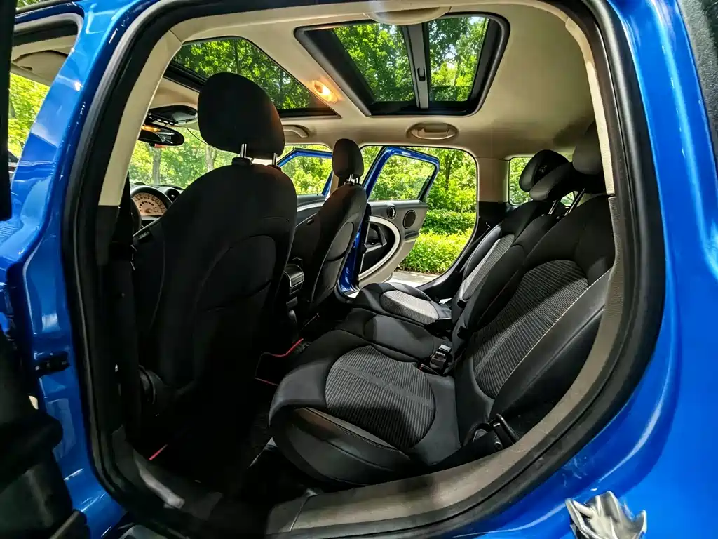 MINI Countryman 2012