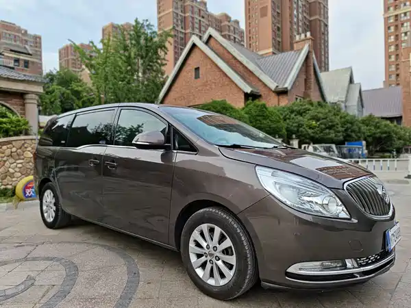 Buick GL8 2016