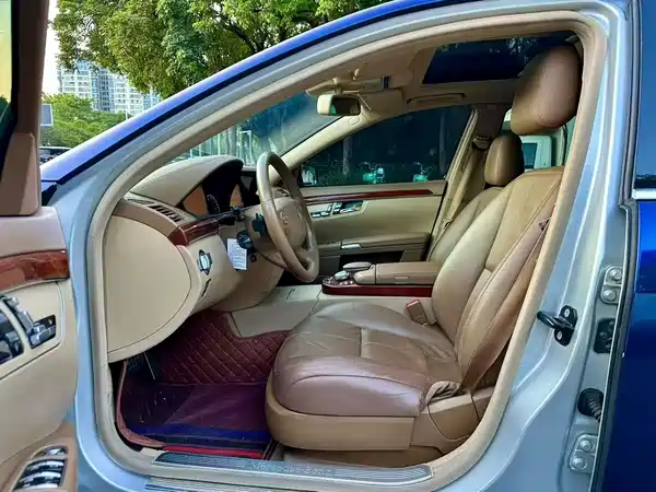 Mercedes-Benz S-Class 2008