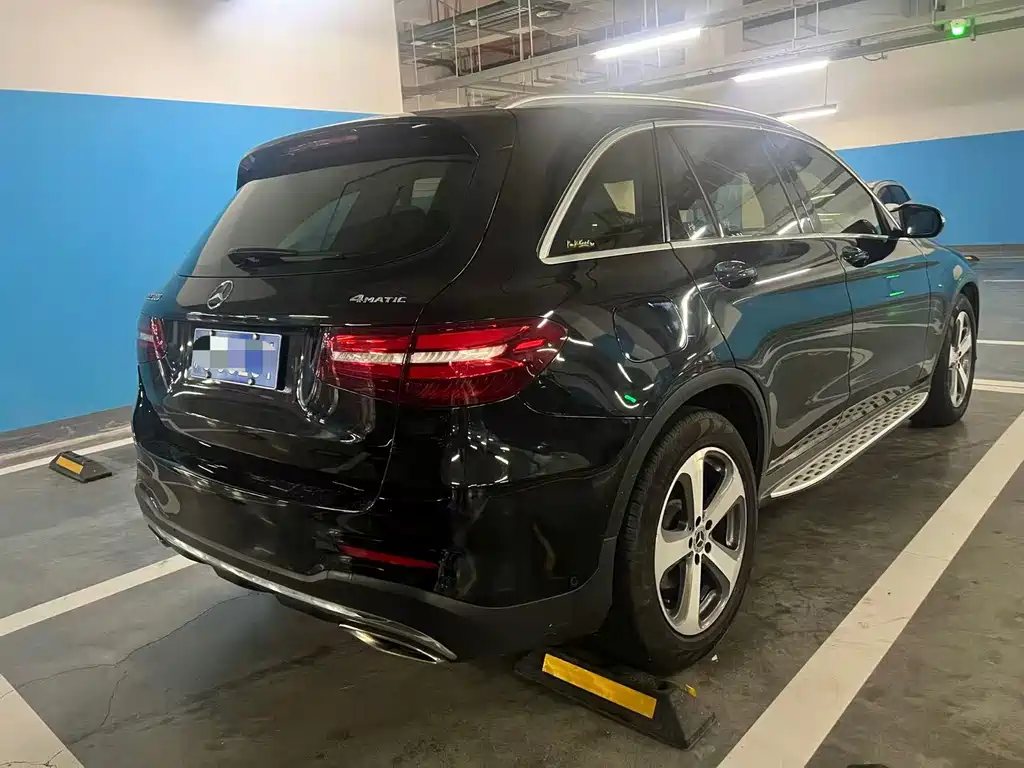 Mercedes-Benz GLC 2017 — фото 12