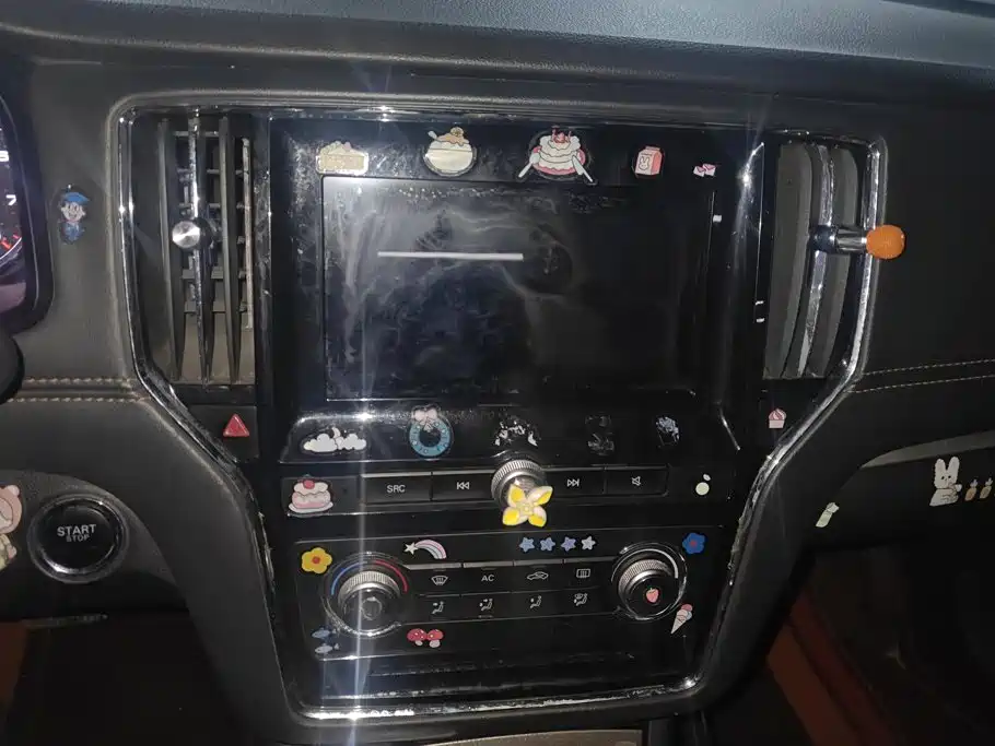 Roewe i6 Classic 2020 — фото 13