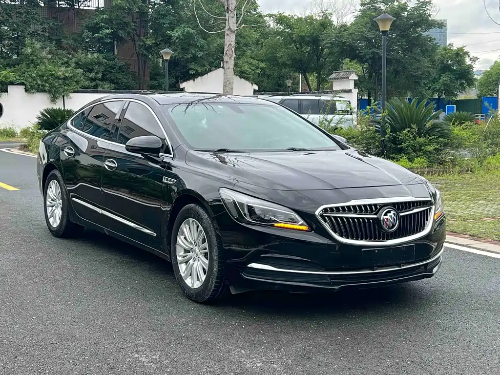 Buick LaCrosse 2018 — фото 3