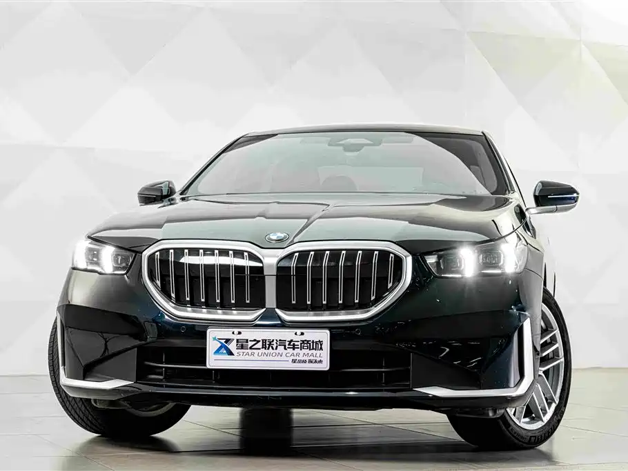BMW 5 Series 2024