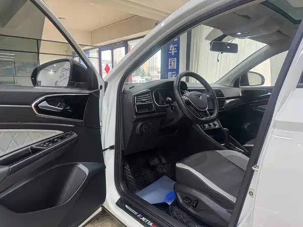 Jetta VS7 2023