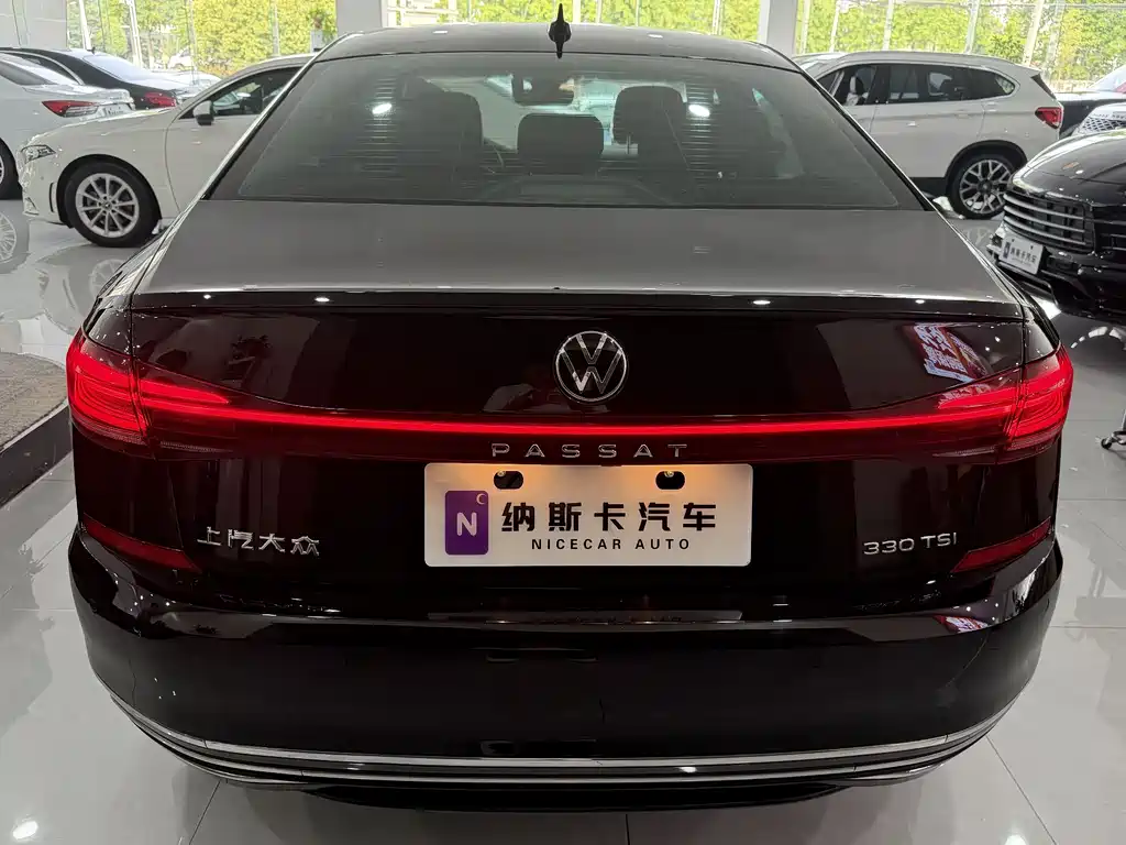 Volkswagen Passat 2022 — фото 4