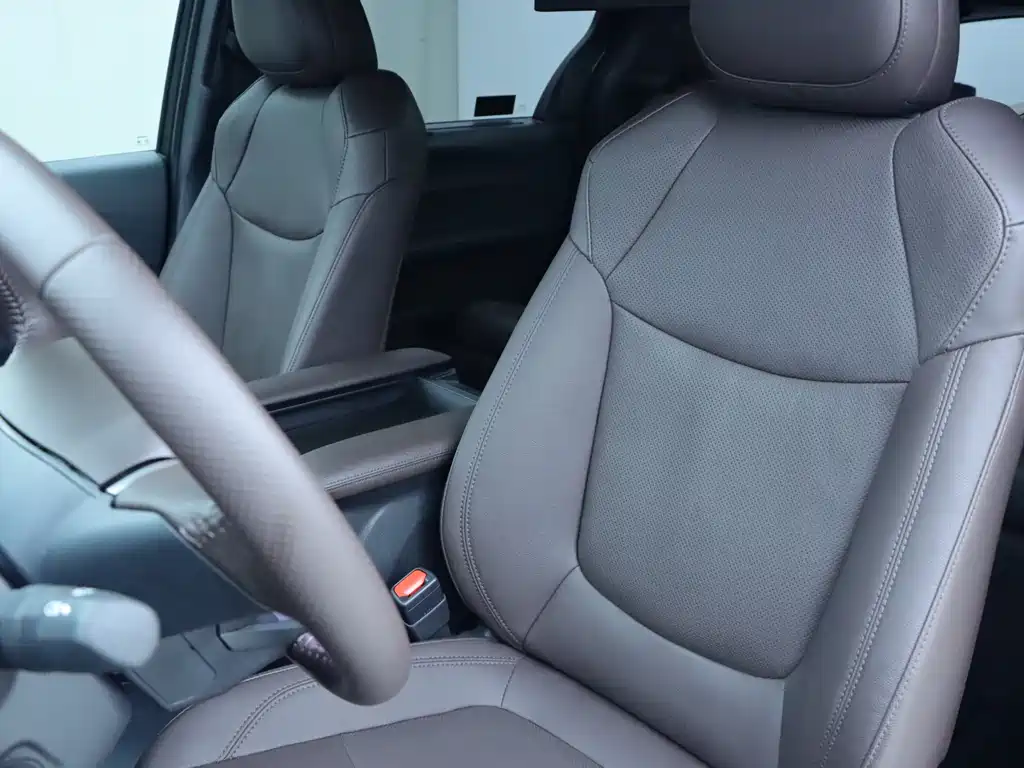 Toyota Sienna 2023