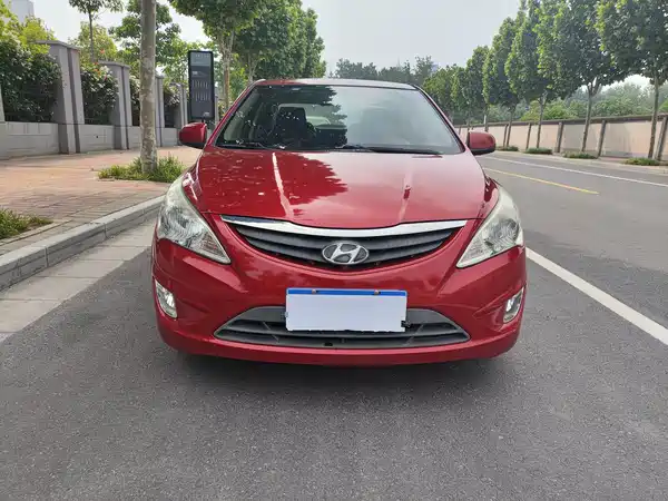 Hyundai Accent 2010