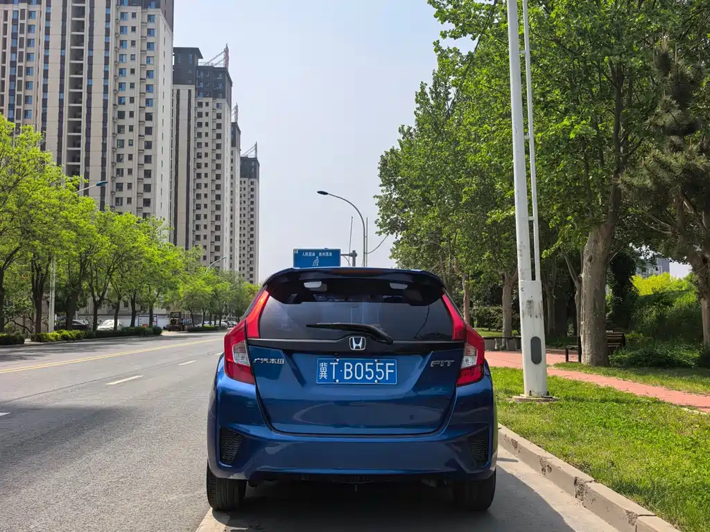 Honda Fit 2015 — фото 5