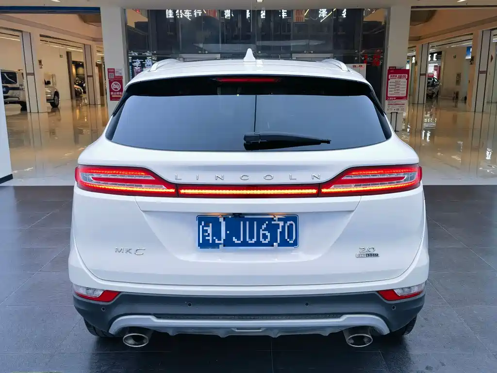 Lincoln MKC 2016 — фото 12