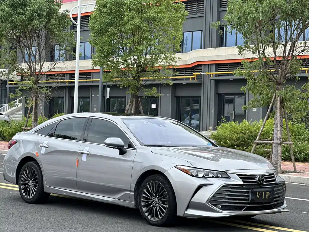 Toyota Avalon 2019 — фото 3