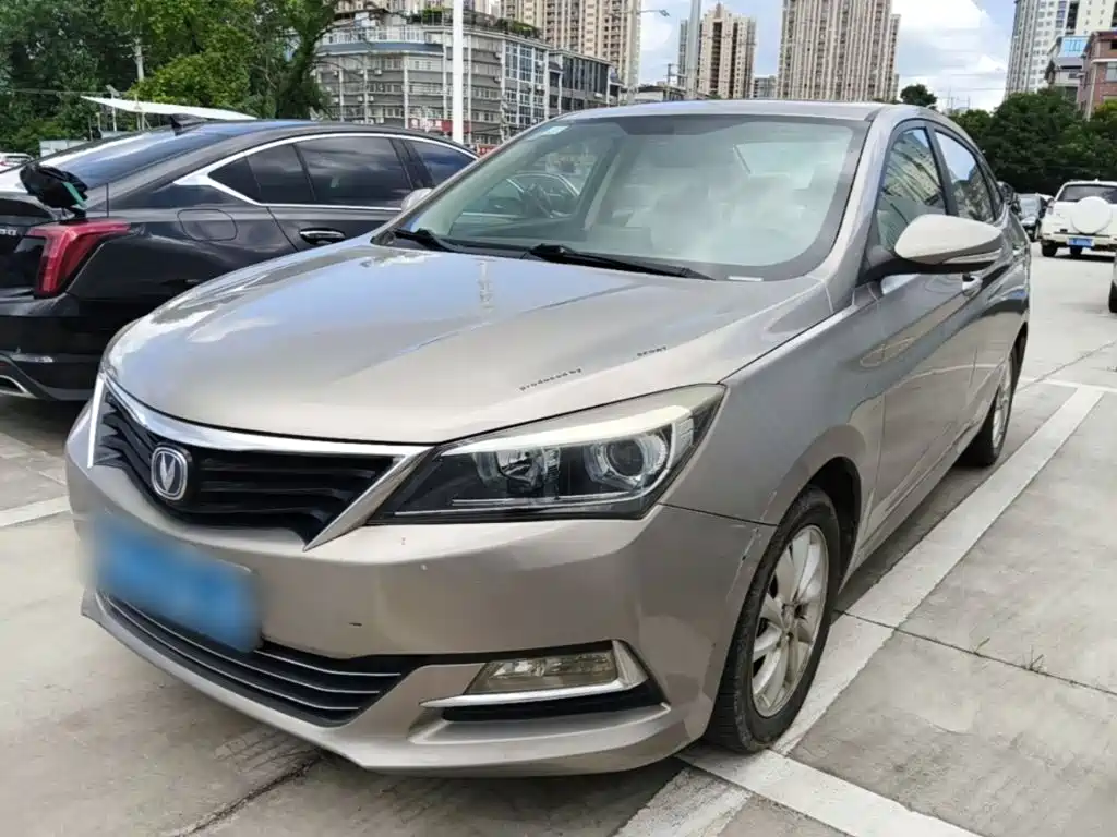 Changan V7 2015