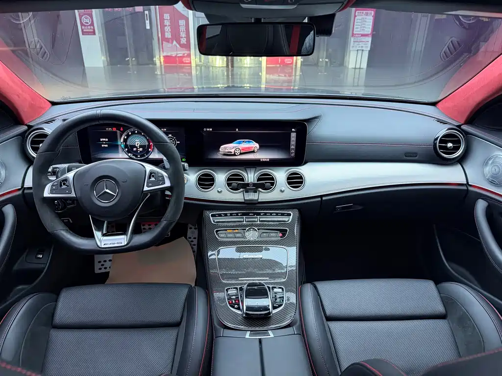 Mercedes-Benz E-Class AMG 2018 — фото 12