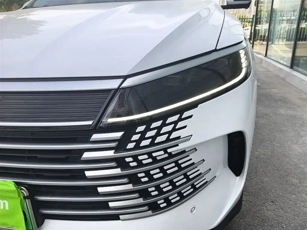 BYD Seal 05 DM-i 2024 — фото 24