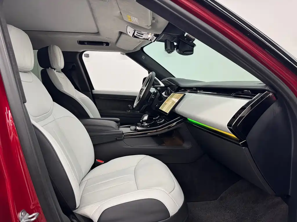 Land Rover Sport PHEV 2025 — фото 11