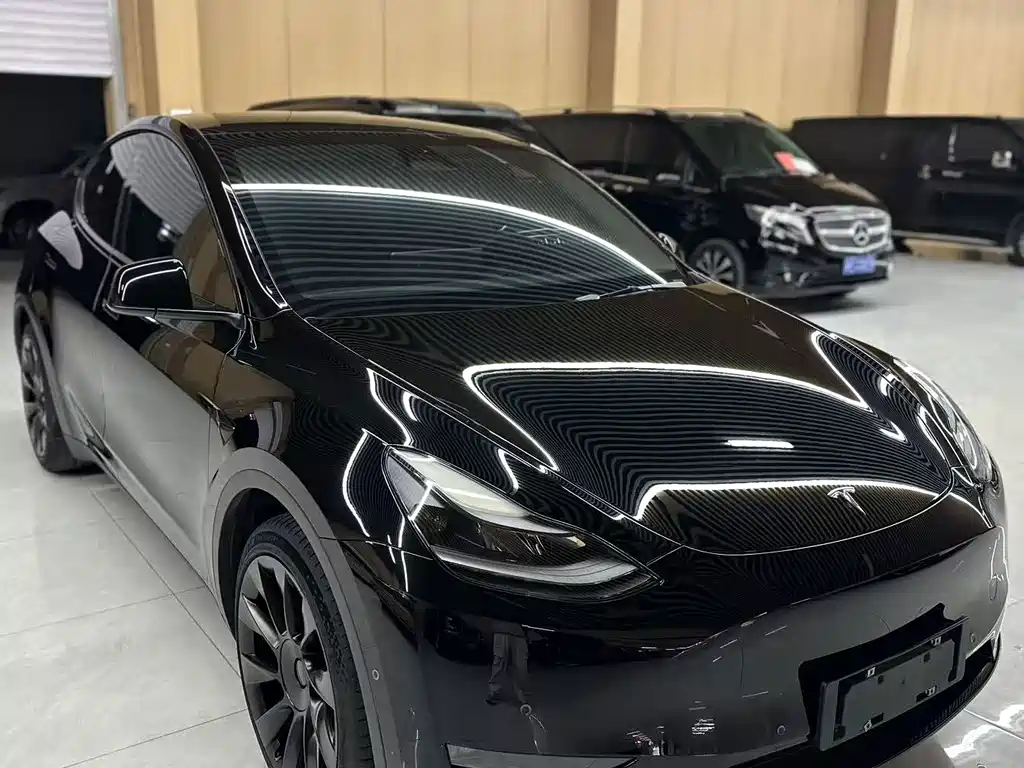 Tesla Model Y 2022 — фото 3