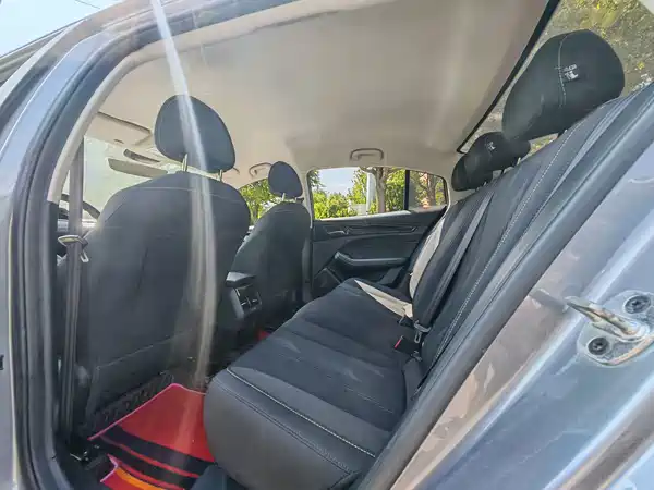 Roewe i5 2022