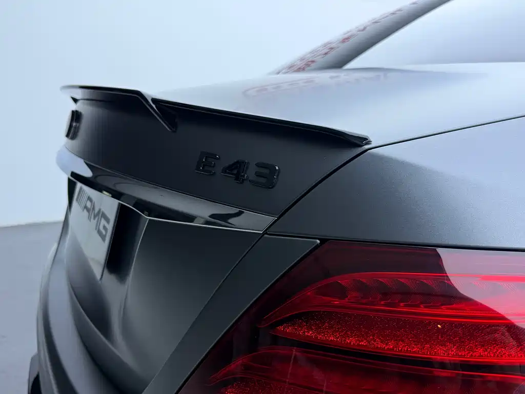 Mercedes-Benz E-Class AMG 2018 — фото 9