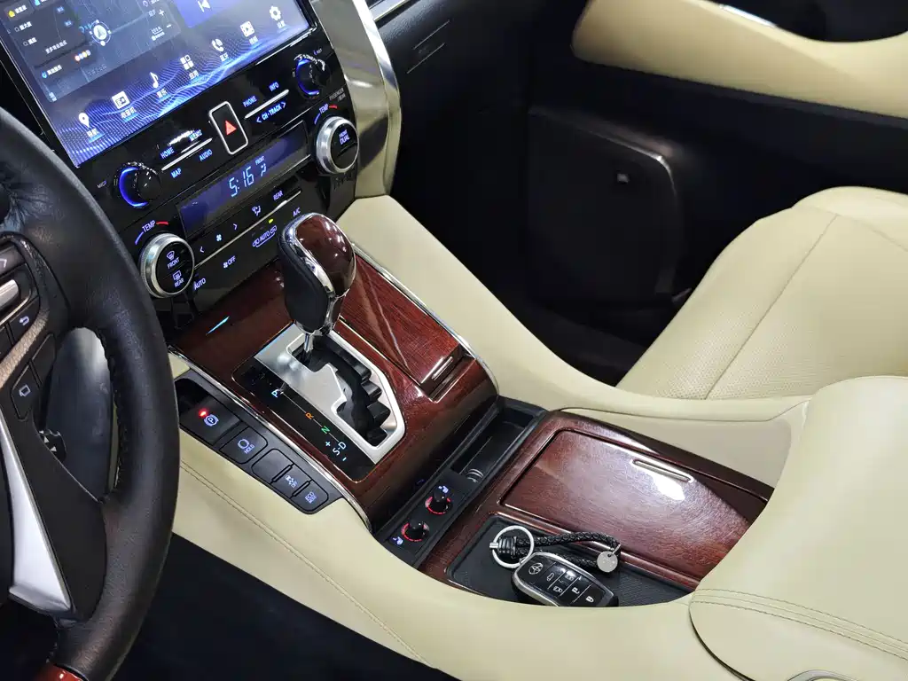 Toyota Alphard 2015 — фото 7