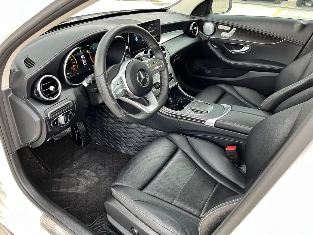 Mercedes-Benz C-Class 2021