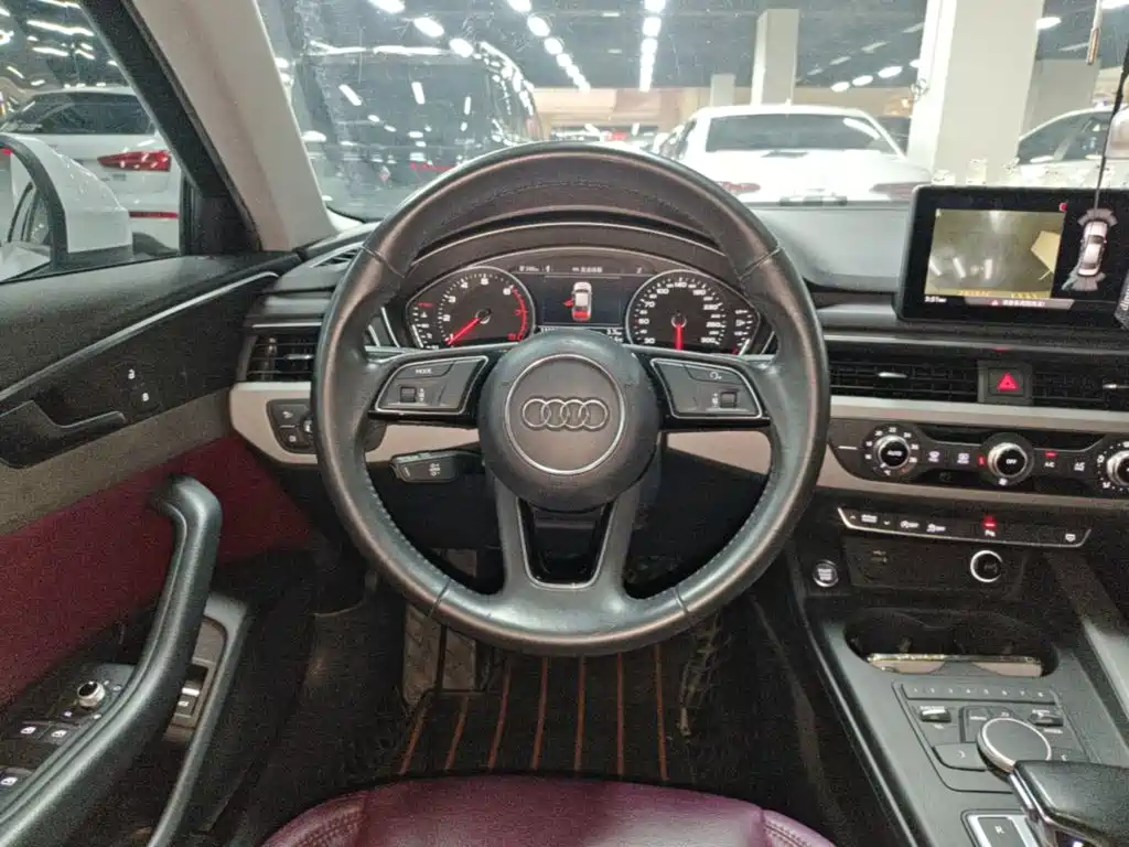 Audi A4L 2018 — фото 11