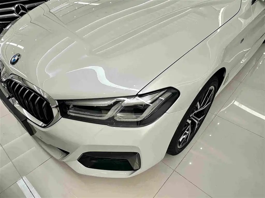 BMW 5 Series 2023