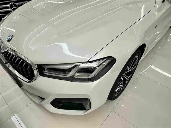 BMW 5 Series 2023
