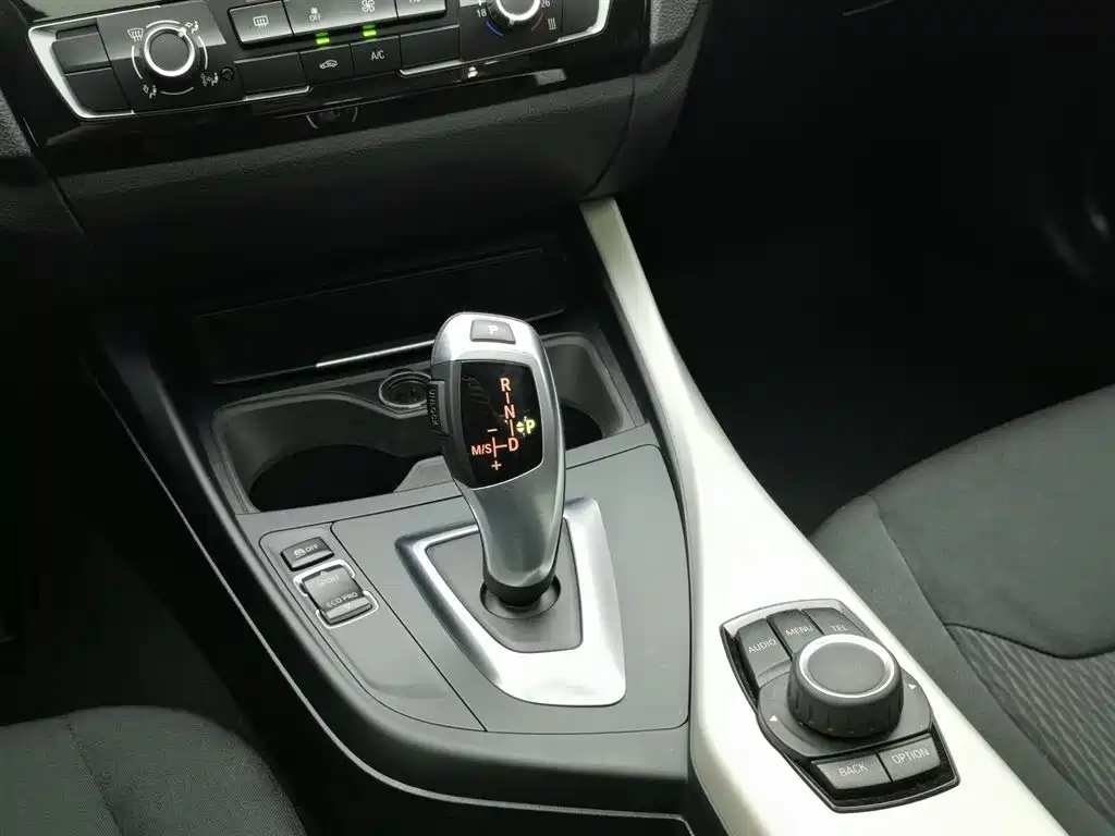 BMW 2 Series 2016 — фото 13