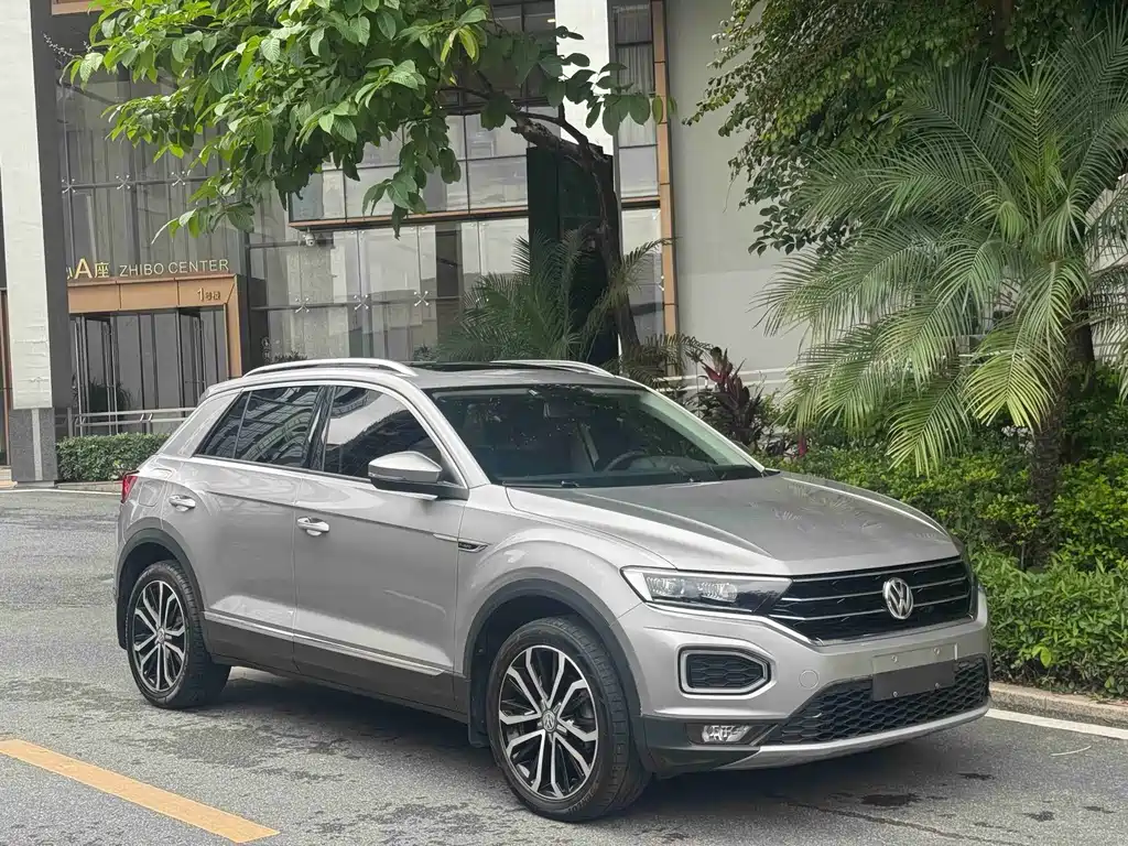 Volkswagen T-Roc 2020 — фото 22
