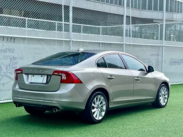 Volvo S60 2014