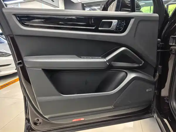Porsche Cayenne 2019