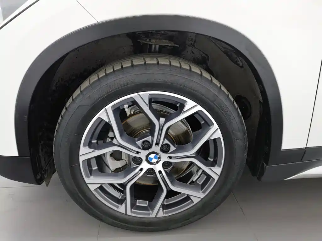 BMW X1 2021 — фото 17