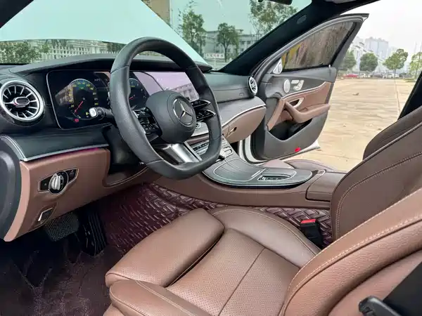 Mercedes-Benz E-Class 2021