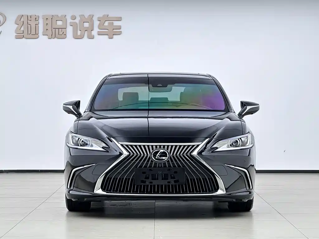 Lexus ES 2019 — фото 2