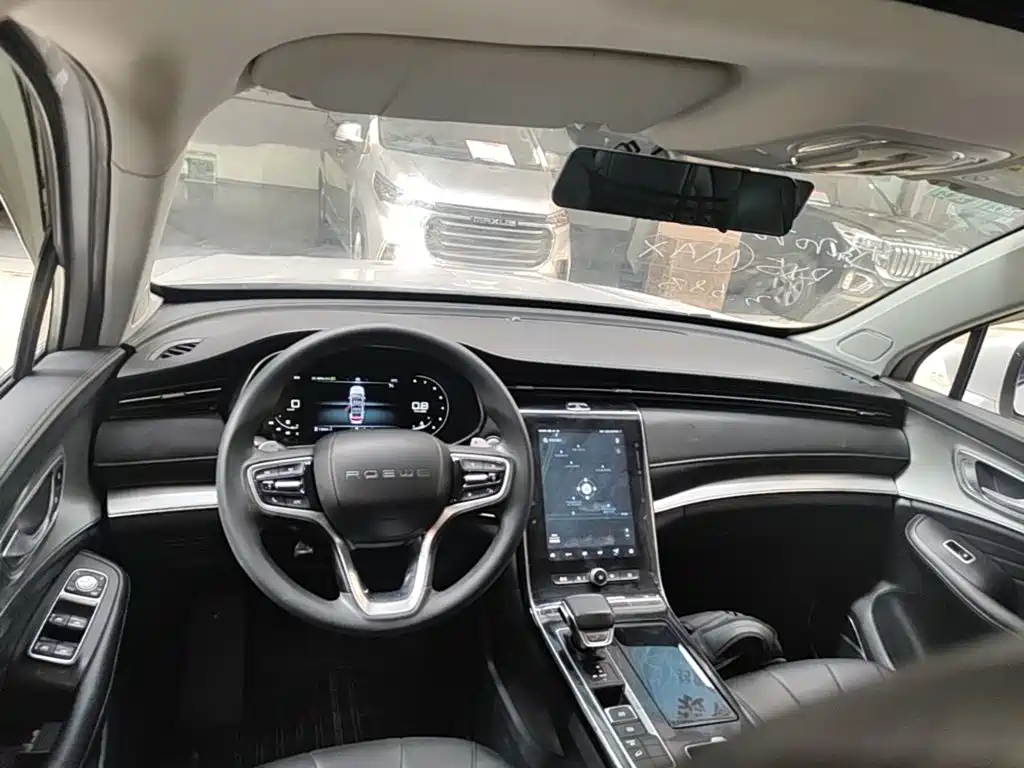 Roewe RX5 MAX 2019 — фото 10
