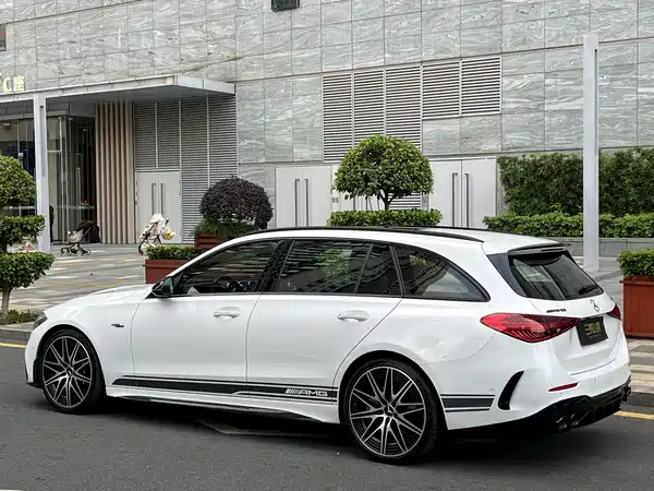 Mercedes-Benz C-Class AMG 2024