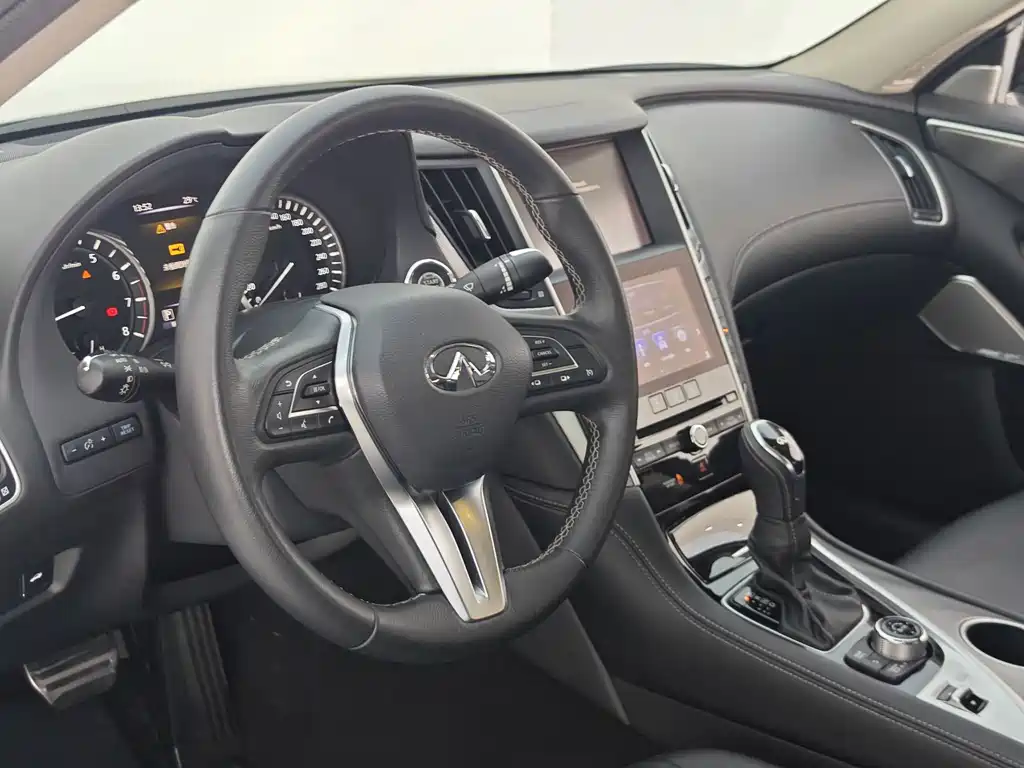 Infiniti Q50L 2019 — фото 24