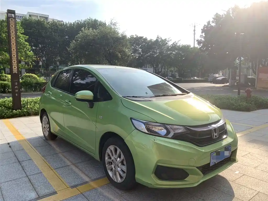 Honda Fit 2018 — фото 3