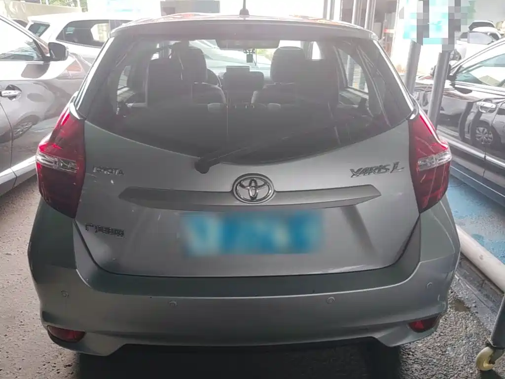 Toyota Yaris L 2020
