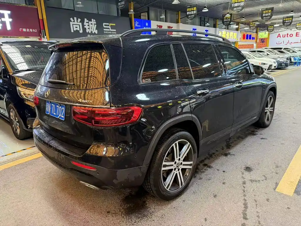 Mercedes-Benz GLB 2024