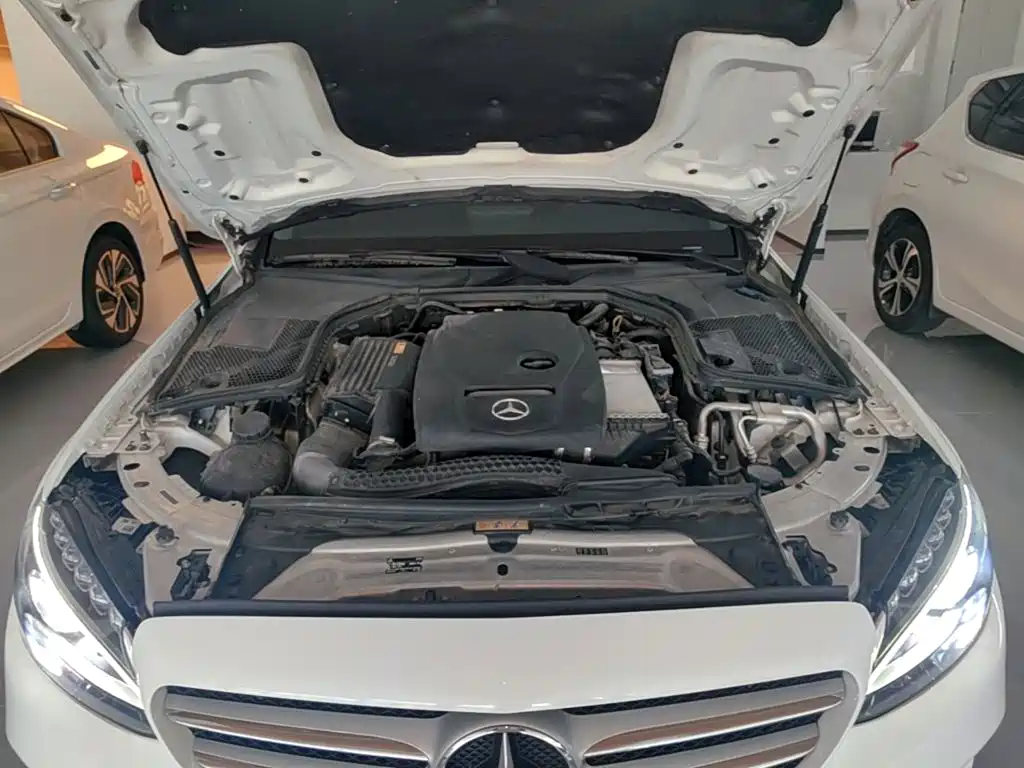 Mercedes-Benz C-Class 2018 — фото 20