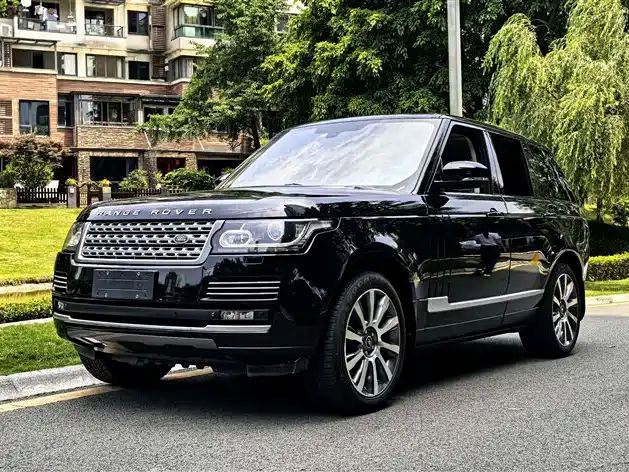 Land Rover Range Rover 2013 — фото 1