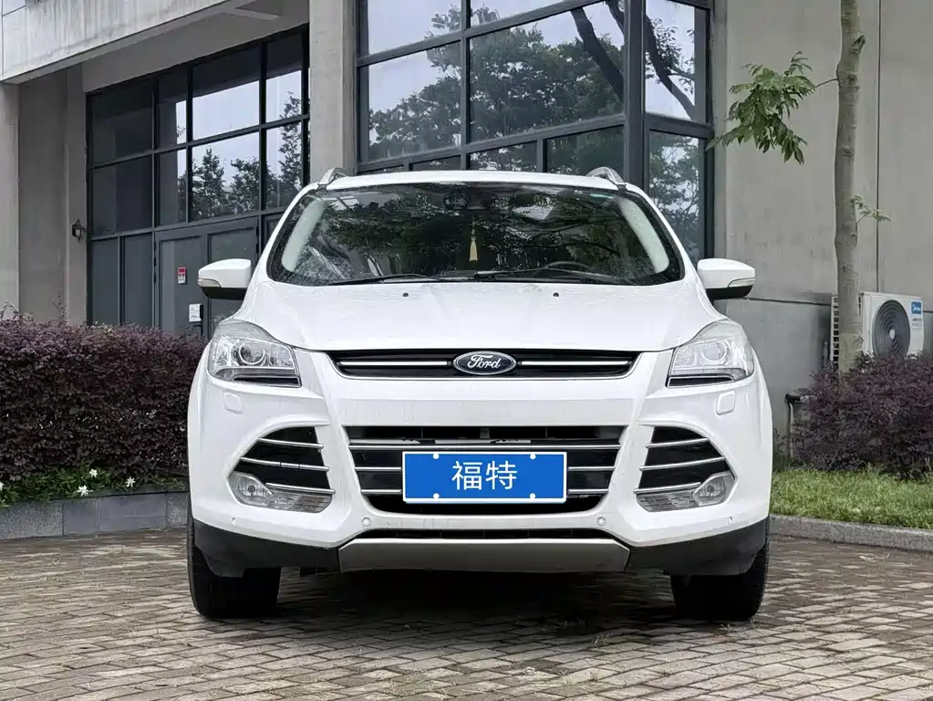 Ford Kuga 2015 — фото 2