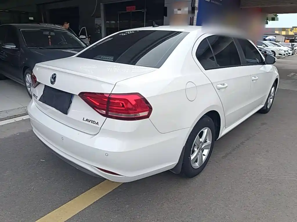 Volkswagen Lavida 2021